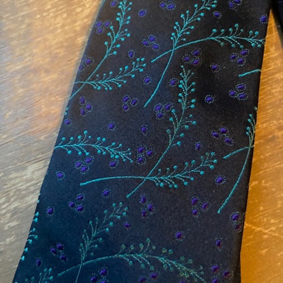 Bill Robinson Silk Tie - Picture 4 of 8